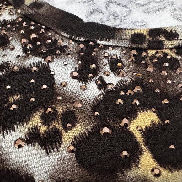 St. John Leopard Print T-Shirt Embellished Size M - Picture 3 of 6